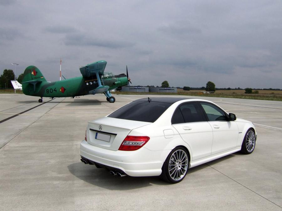  Mercedes-Benz C63 AMG by AVUS Perfomance 2009 года  (фото 14 из 15)